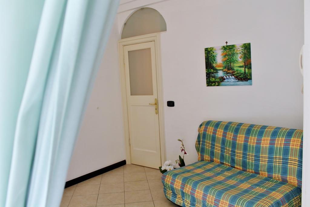 Appartamenti Mare Azzurro By Holiday World Albisola Superiore Extérieur photo