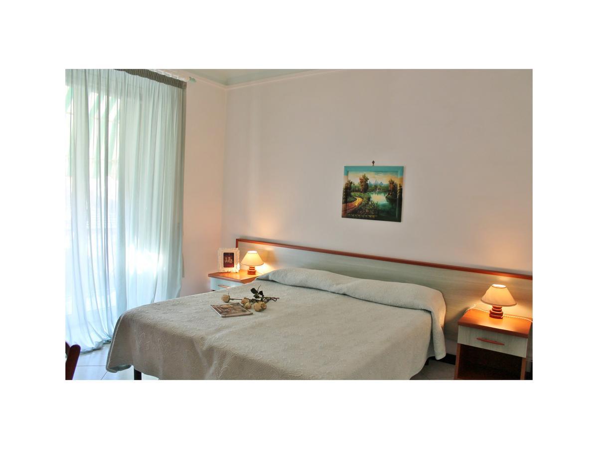 Appartamenti Mare Azzurro By Holiday World Albisola Superiore Extérieur photo
